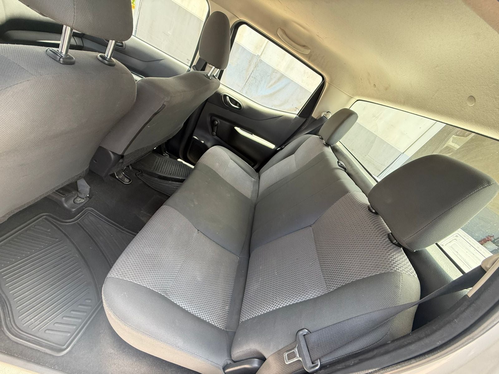 2018 Nissan NP300 Doble Cabina 2.5 S Mt