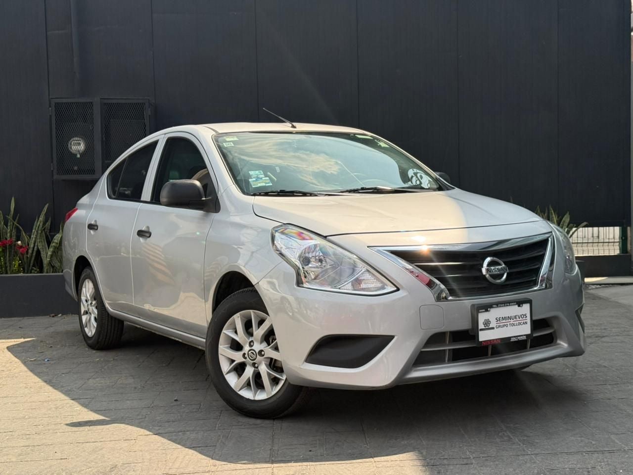 2021 Nissan V-Drive 1.6 A/C  Mt