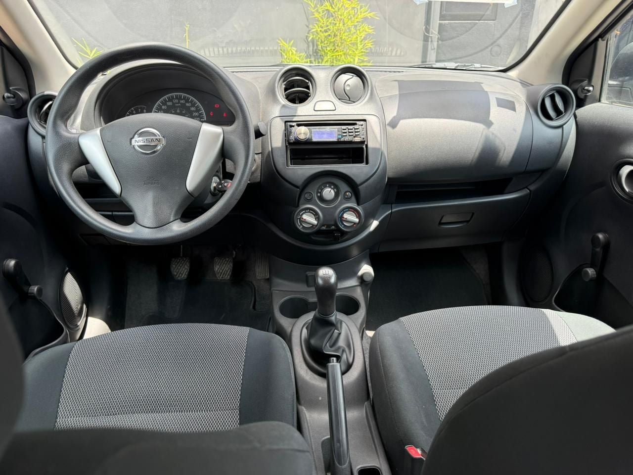 2020 Nissan V-Drive 1.6 A/C  Mt