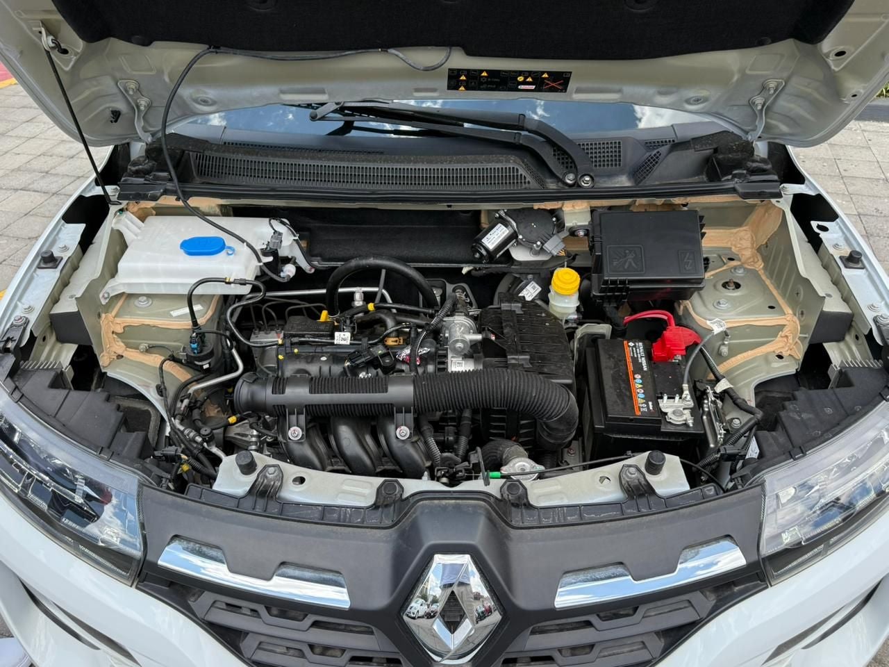 2024 Renault Kwid 1.0 Bitono Mt