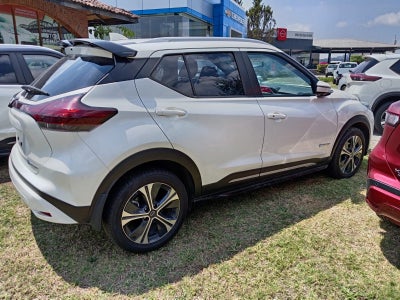 2025 Nissan Kicks E-Power Platinum At